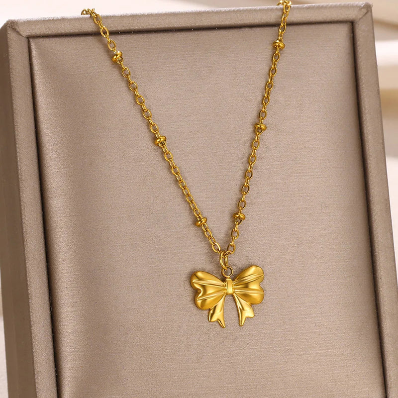 Tiny Bow Necklace